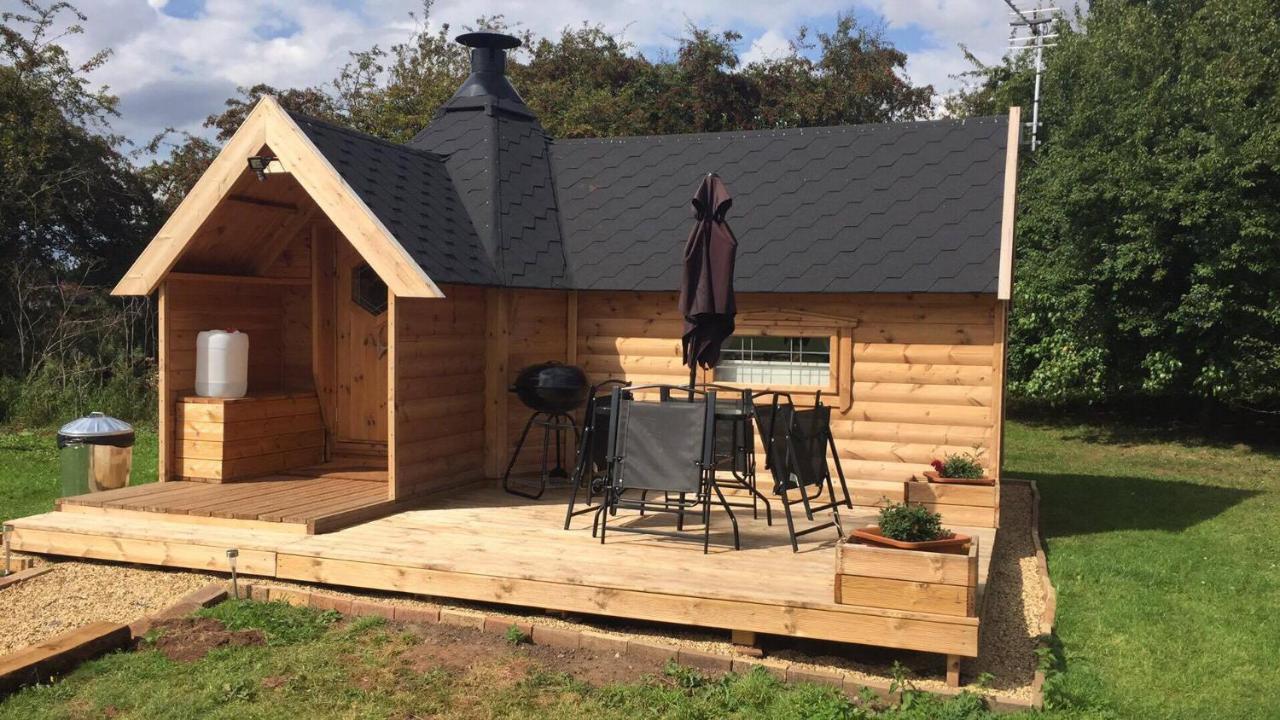 Elton Barn Fishery & Retreat Nottingham Exterior photo